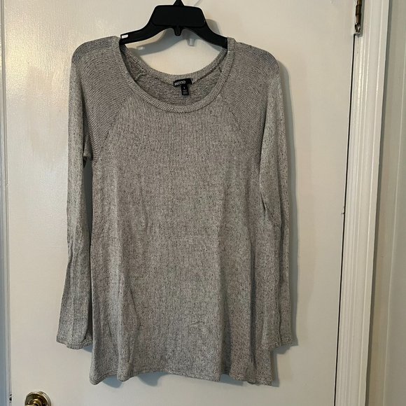 Valette Grey Knit Sweater Size Small - Picture 2 of 4